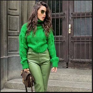 ZARA GREEN WOMEN RIPPED KNIT TURTLE NECK CROPPED SWEATER SIZE M